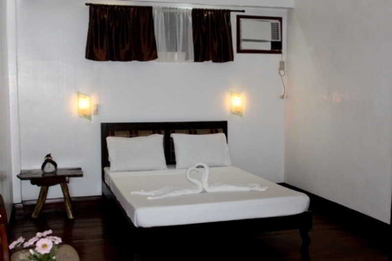 Cocoloco Beach Resort Manoc-Manoc ภายนอก รูปภาพ